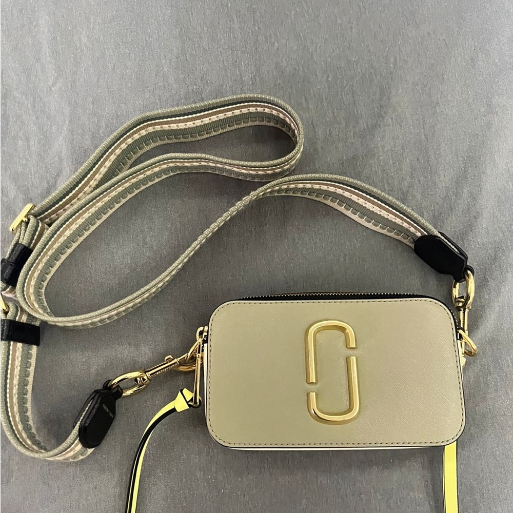 Marc Jacobs Cream and Gold Crossbody Bag